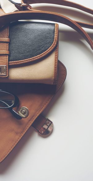freephotocc-handbag-1478814 freephotocc-handbag-1478814
